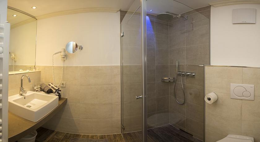 Hotel Tanzer Ischgl Room photo